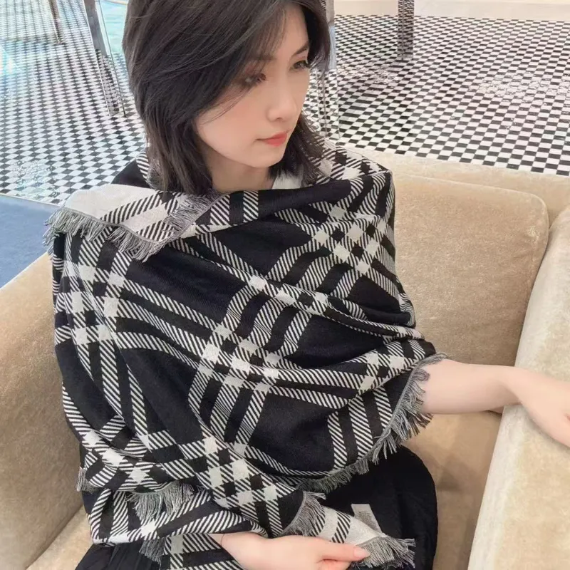 好感度100％ 質感のいい トラッド 高級感 秋冬 暖かい スカーフ