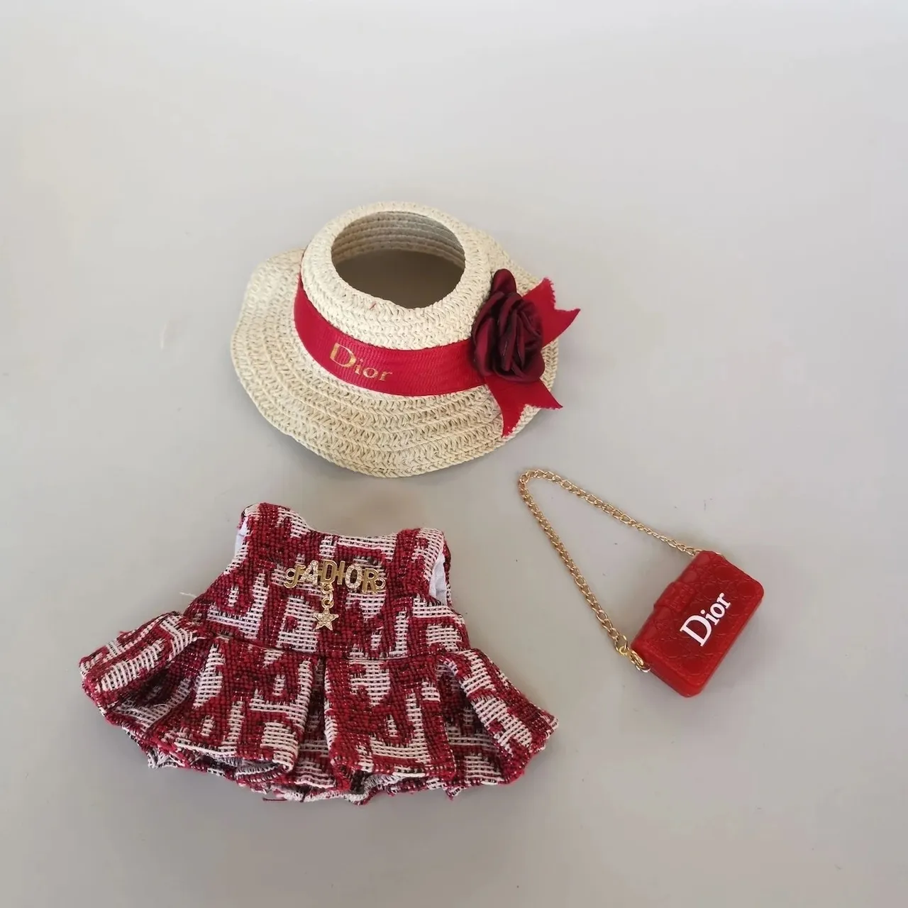 「人形を含まず」セットLABUBU ぬいぐるみ かわいい 着せ替え服