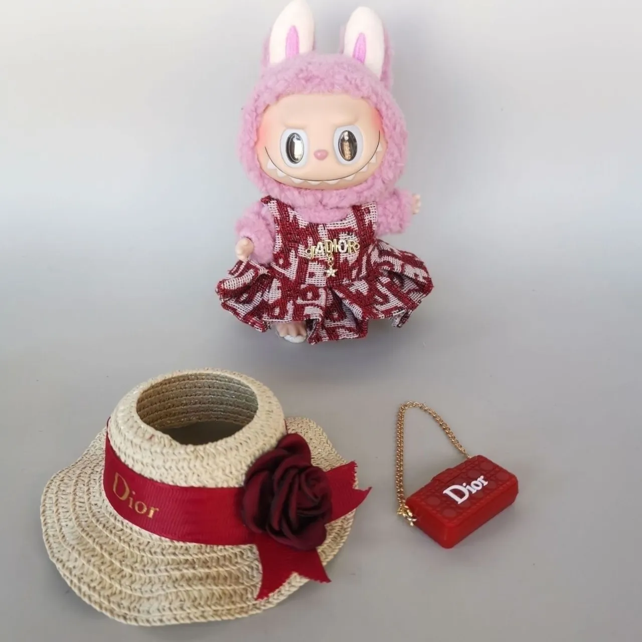 「人形を含まず」セットLABUBU ぬいぐるみ かわいい 着せ替え服