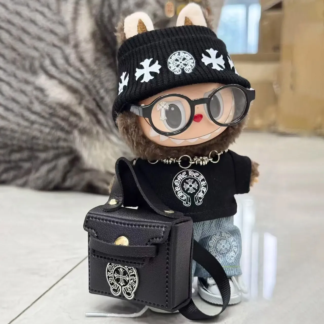 「人形を含まず」7点セットダークヒーローの風 LABUBU ぬいぐるみ かわいい 着せ替え服