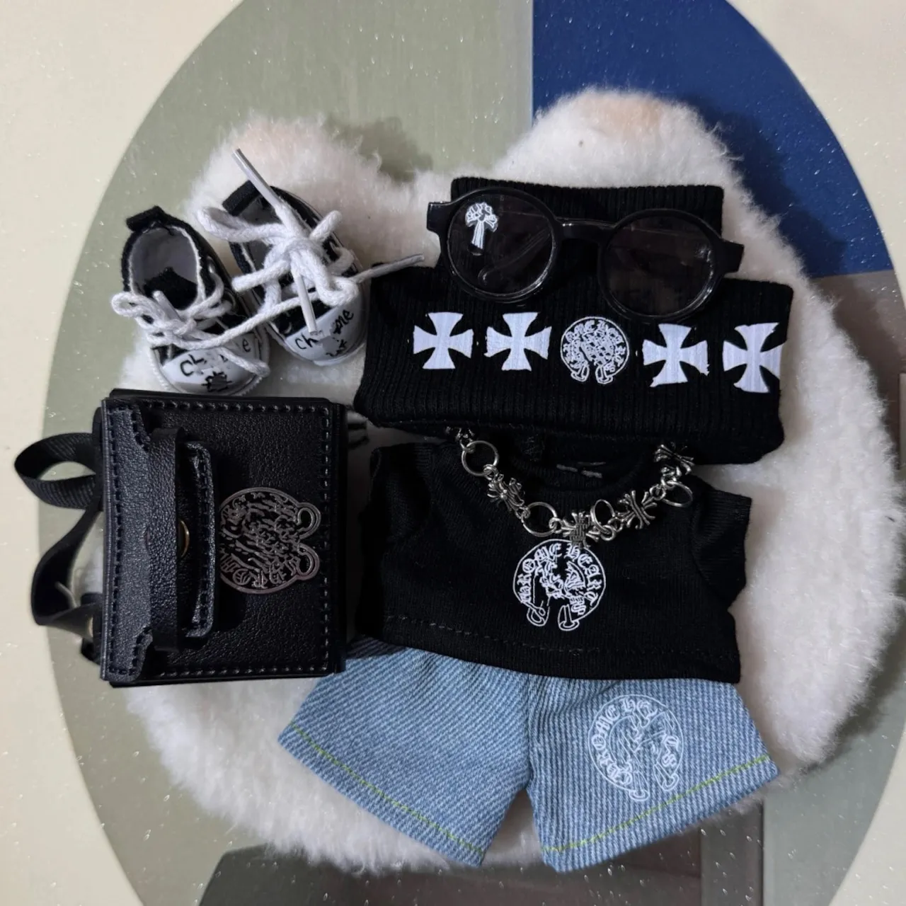 「人形を含まず」7点セットダークヒーローの風 LABUBU ぬいぐるみ かわいい 着せ替え服