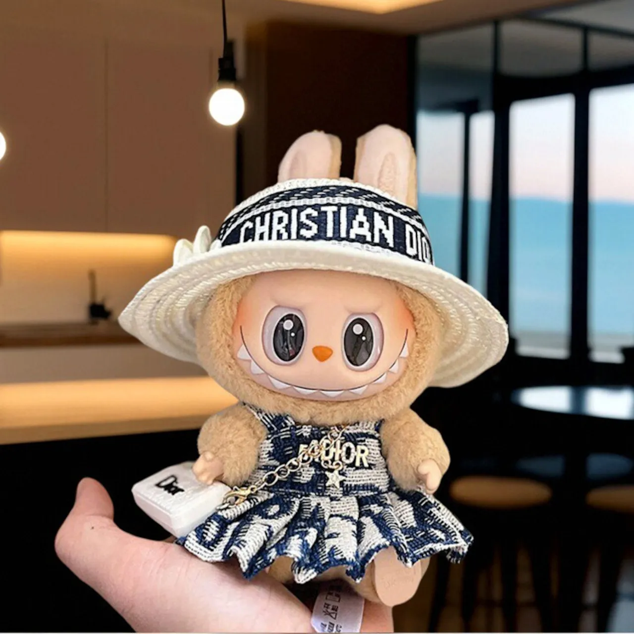 「人形を含まず」3点セット 大人の女性らしい  LABUBU ぬいぐるみ 着せ替え服