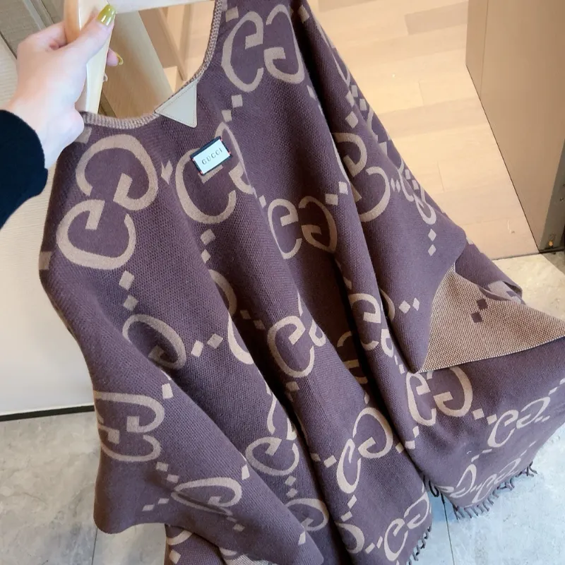 上品フェミニン！軽量 ふんわりタッチ ウール  暖かスカーフ