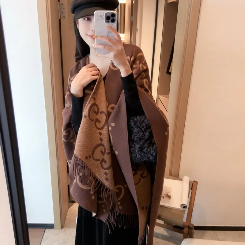 上品フェミニン！軽量 ふんわりタッチ ウール  暖かスカーフ
