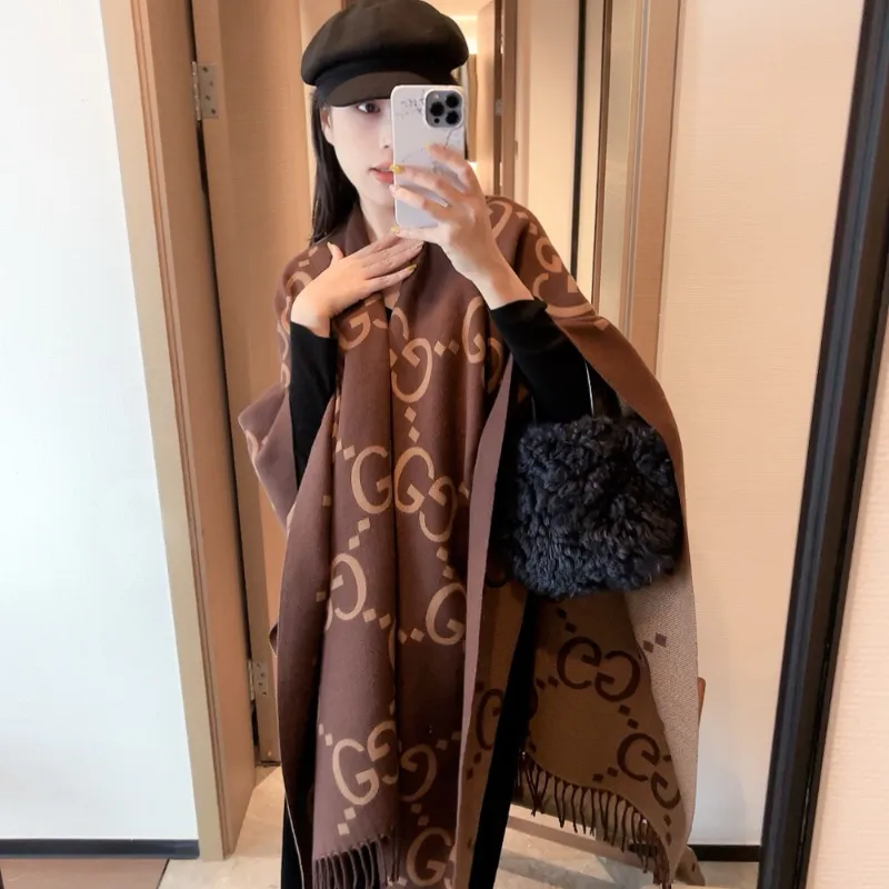 上品フェミニン！軽量 ふんわりタッチ ウール  暖かスカーフ